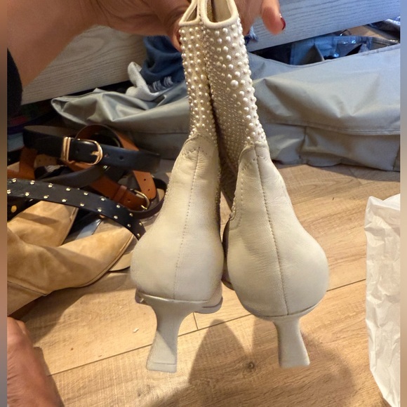 Dolce Vita Angel Pearl Booties, sz 9.5 - Picture 16 of 16